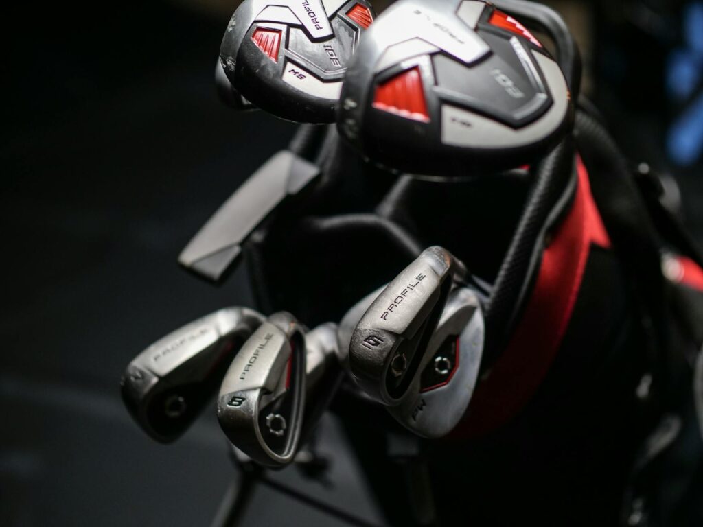 A close-up of golf clubs and equipment ideal for beginners. — beginner golf Dungeness