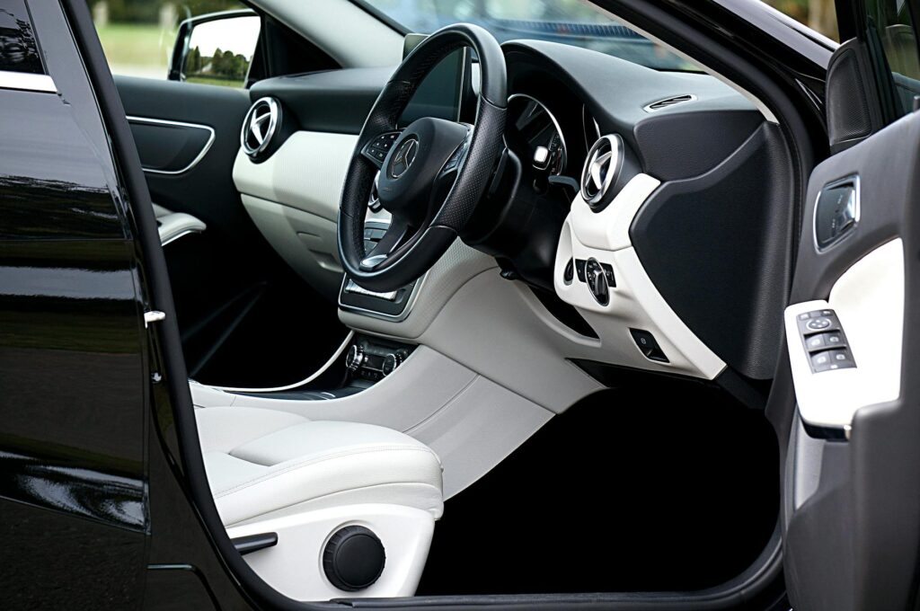 A side-by-side view of budget versus premium adjustable drivers — best adjustable golf drivers