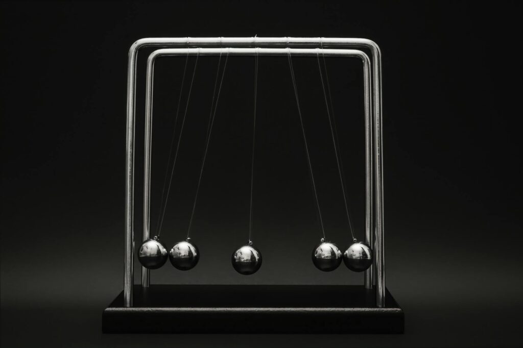 An infographic illustrating the impact of weight on swing speed. — golf driver balance and weight