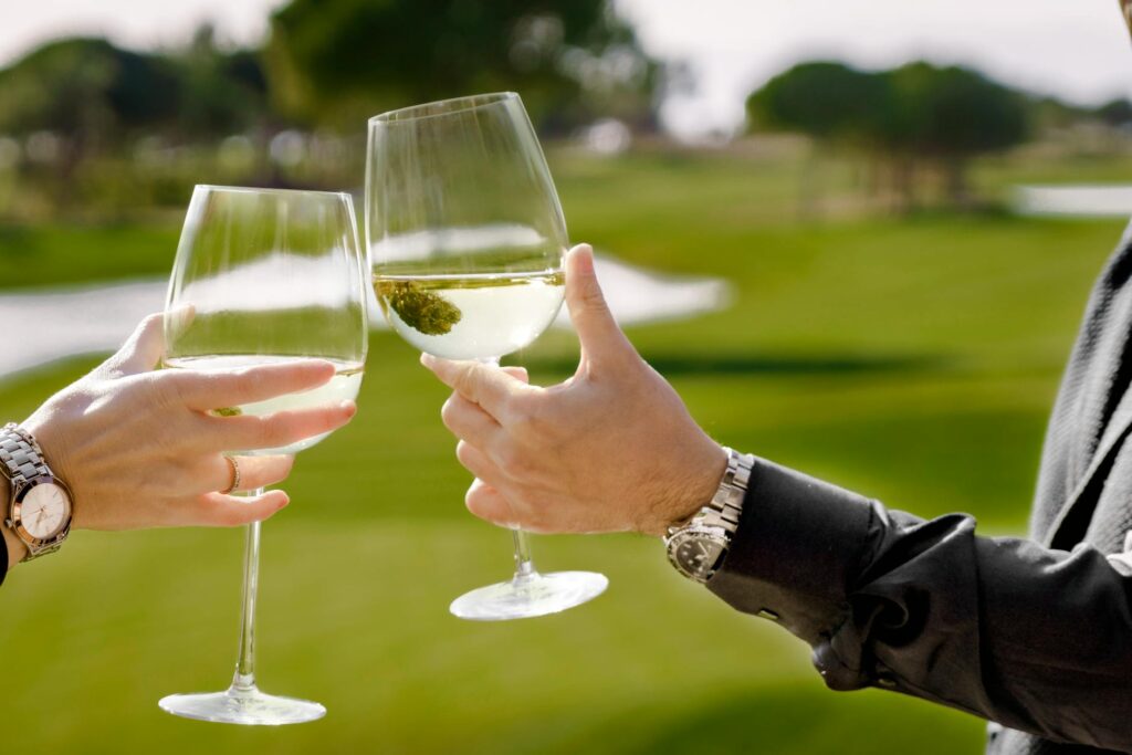 Families dining at a restaurant near a Dungeness golf course. — family-friendly golf Dungeness