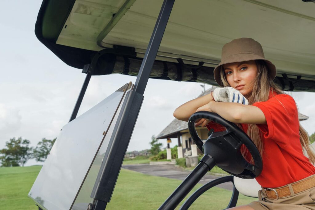 A fitting session where a woman is getting her golf driver adjusted, emphasizing the best women golf drivers for beginners…