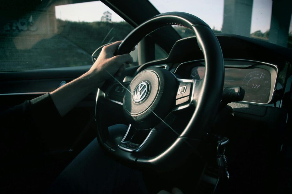 A visual guide to key features in left-handed drivers. — best left-handed golf drivers