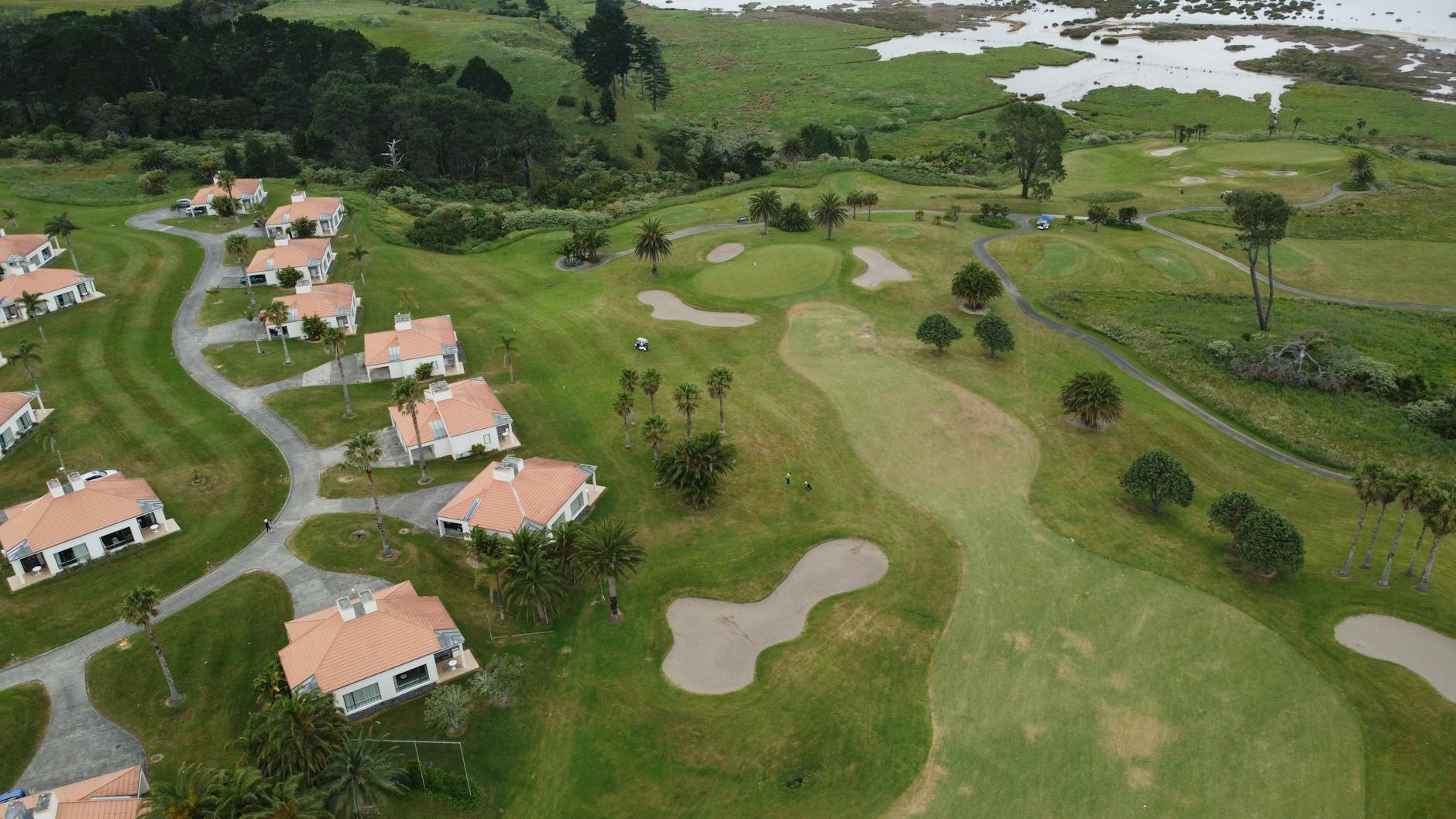 Dungeness golf community