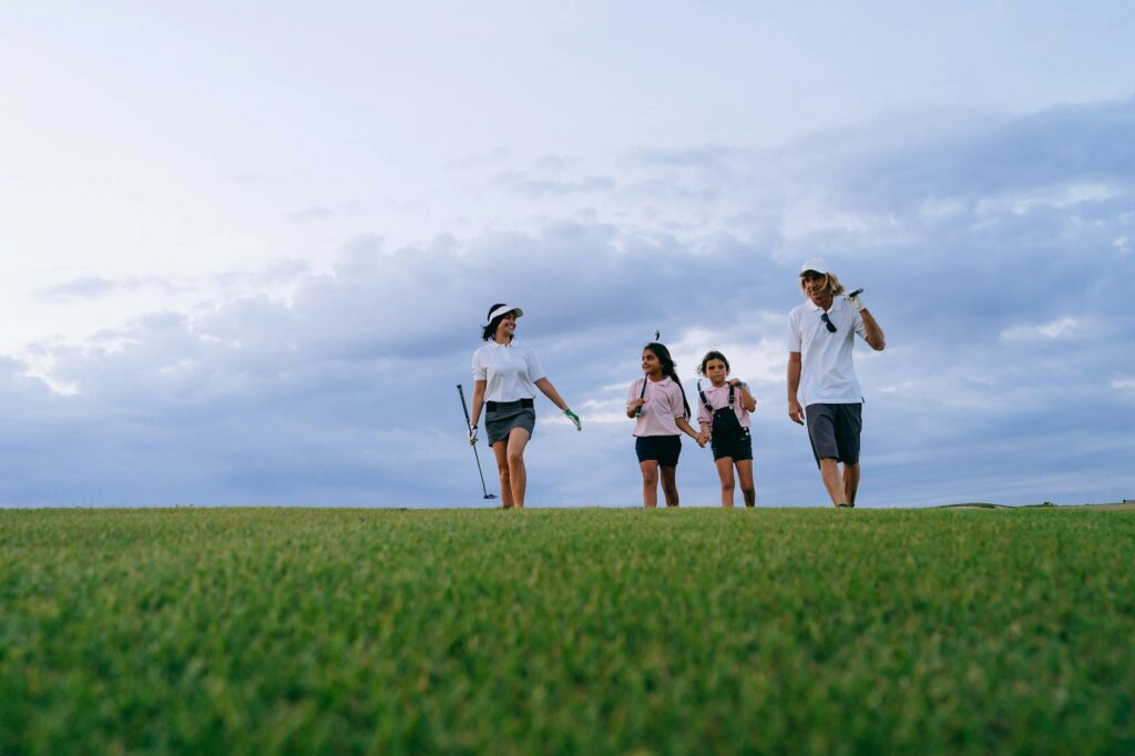 Families enjoying a day out at a Dungeness golf course — Dungeness golf course reviews