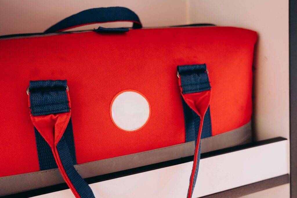 A close-up of a popular carry bag with its features highlighted — best golf bags