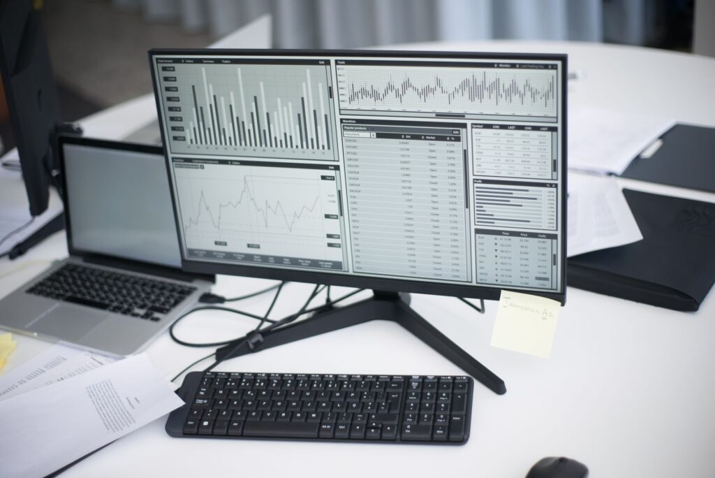 A launch monitor displaying data analytics after a tee shot. — golf tee accuracy