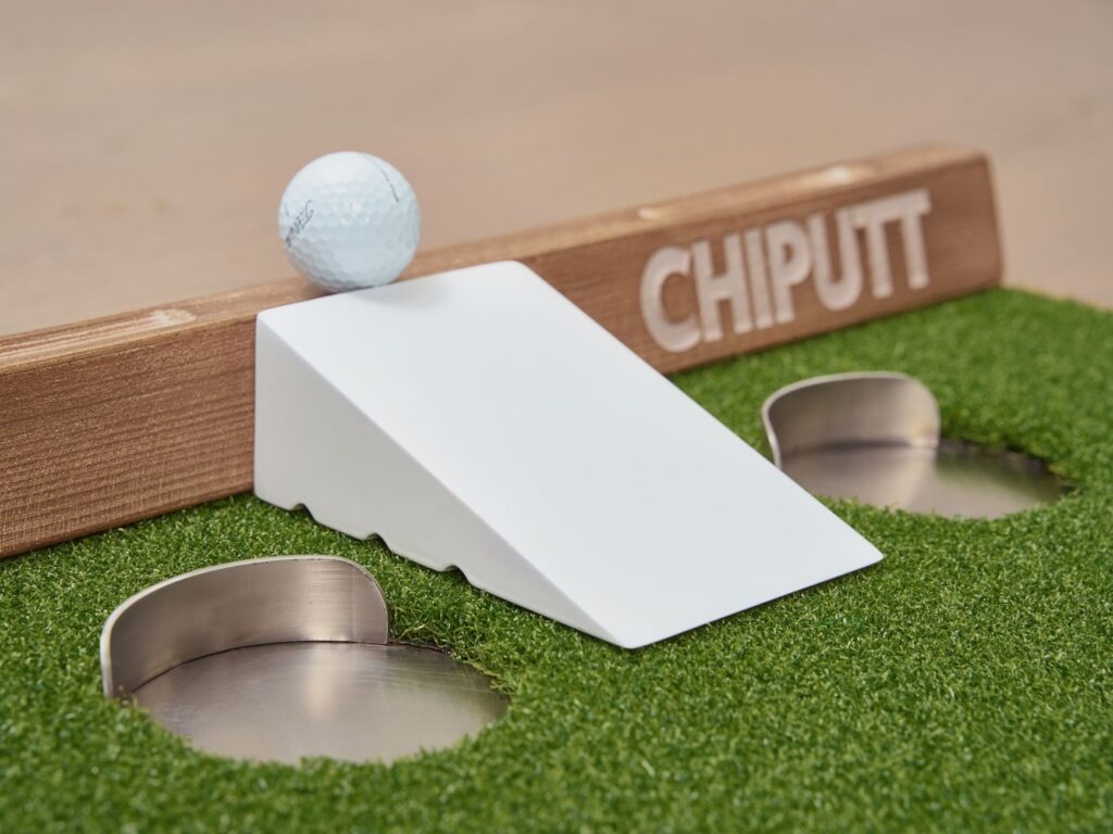 An illustration of a pre-putt routine checklist that highlights putting speed control strategies.