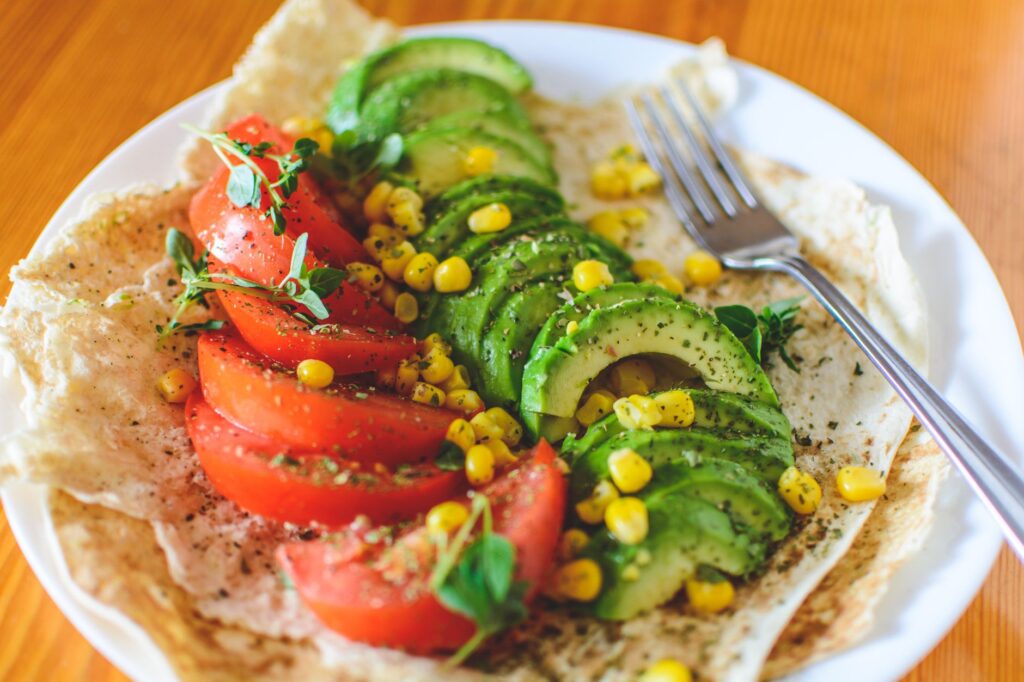 A plate of nutritious foods that support athletic performance. — golf swing speed
