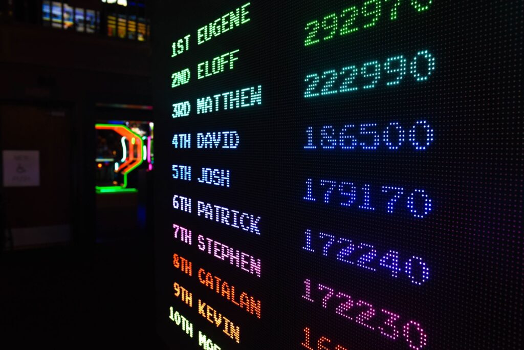 A leaderboard displaying scores during a Dungeness golf tournament. — Dungeness golf tournaments 2026