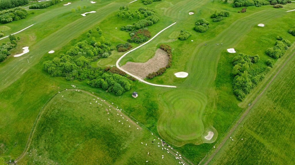 An overview shot of a Dungeness golf course layout — Dungeness golf courses for beginners