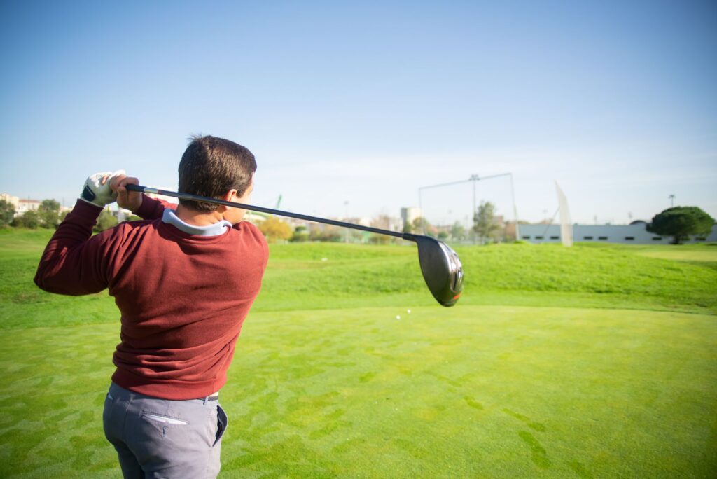 Participants warming up before a Dungeness golf competition. — Dungeness golf tournaments 2026